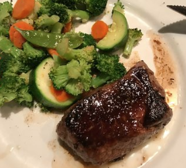 Longhorn Steakhouse Healthy restaurant meals under 500 calories